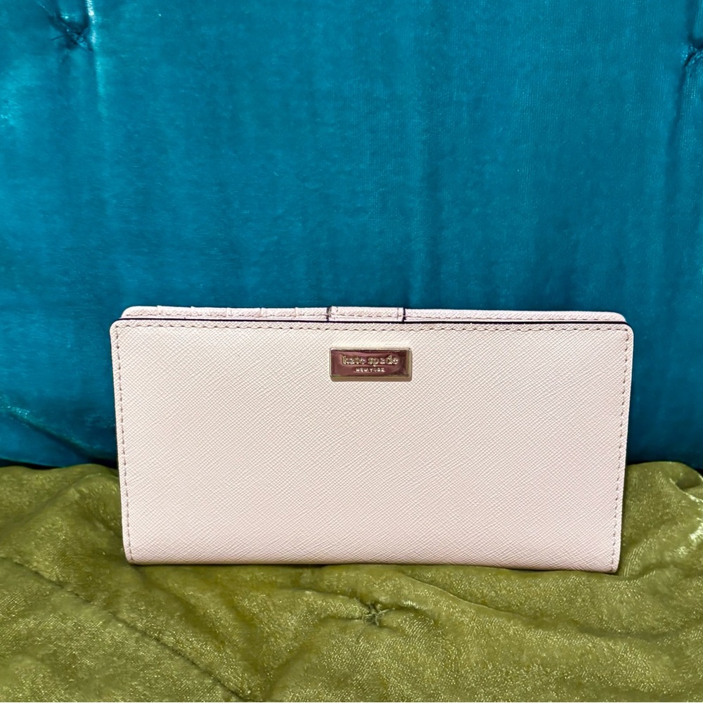 Kate Spade Cream Wallet